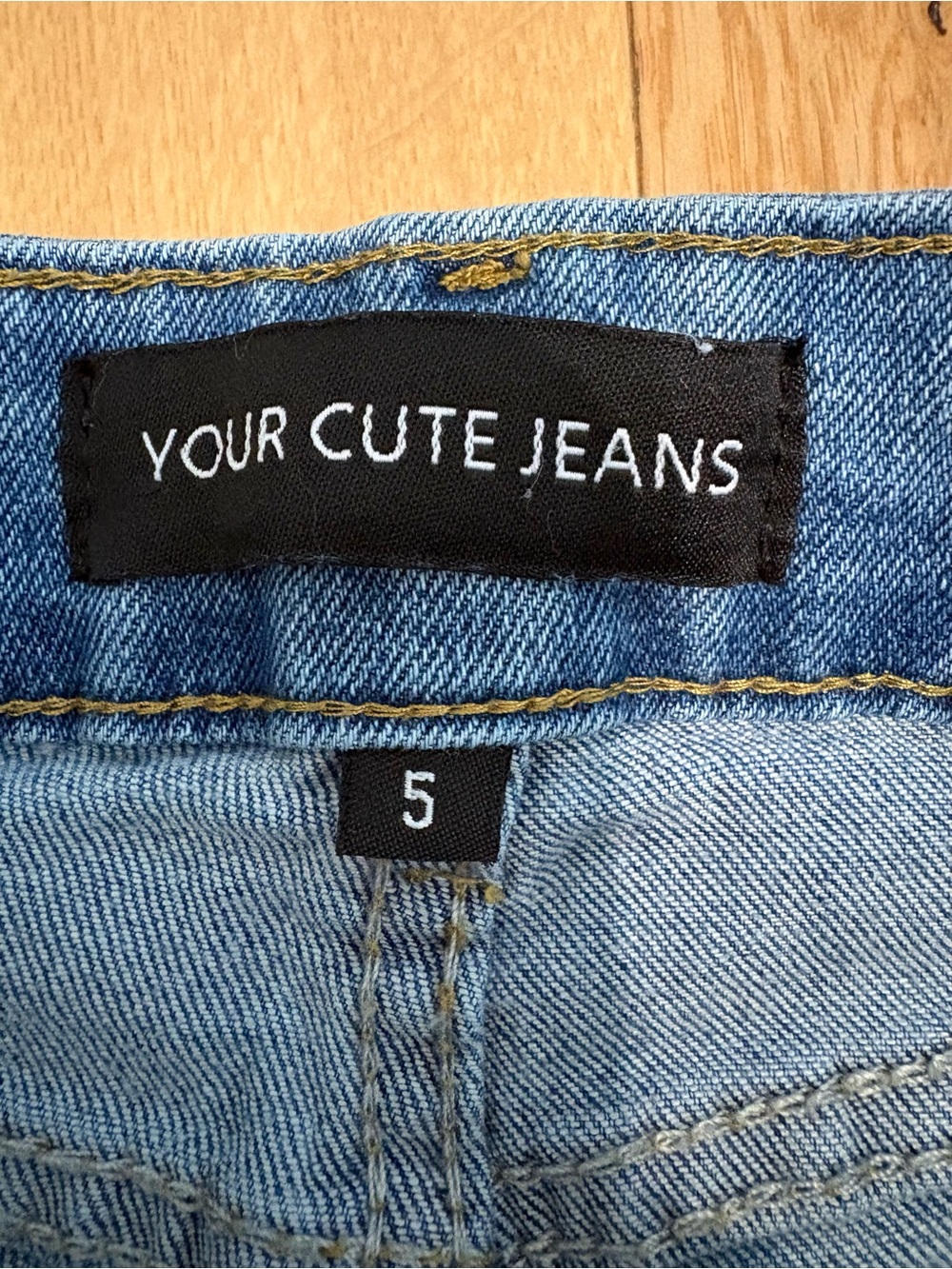 Your Cute Jeans Barrel Leg Jeans 5 Seamed Horseshoe Wide Leg Medium Wash Y2K - Picture 2 of 7